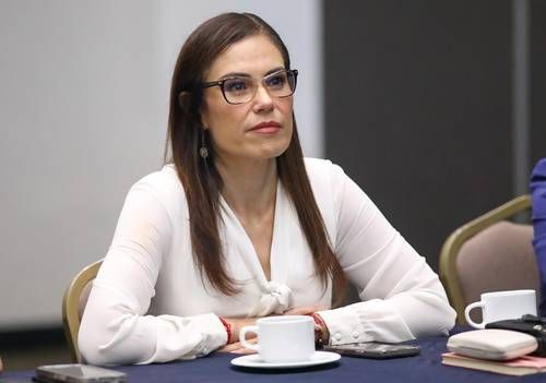 Alcaldesa de León Alejandra Gutiérrez renuncia al PAN tras 20 años de militancia