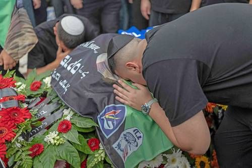 Israel ataca posiciones en el sur de Líbano y la región de la Becá pese al alto el fuego