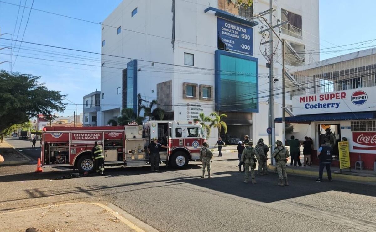 atacan-a-balazos-e-incendian-clinica-en-la-colonia-miguel-hidalgo-de-culiacan