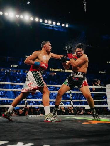 david-benavidez-me-esta-frustrando-que-siempre-mencionen-a-canelo-tras-recibir-el-cinturon-tollan-tlatequi