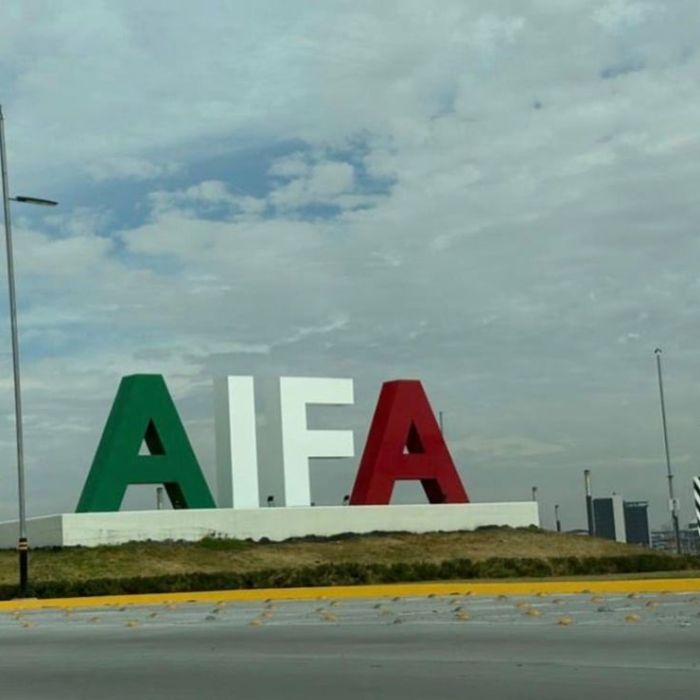 Ejidatarios de Tonanitla bloquean accesos al AIFA; recomiendan rutas alternas
