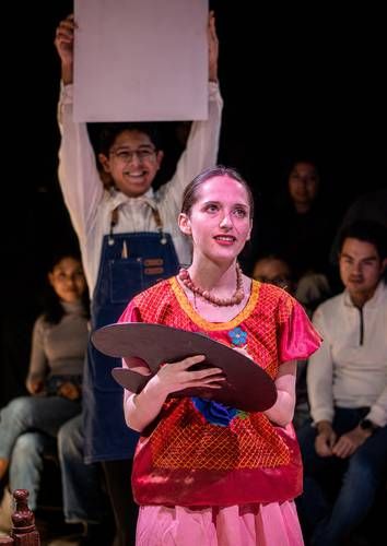 ‘Los Fridos’ regresa al Cenart y recupera la etapa docente de Frida Kahlo
