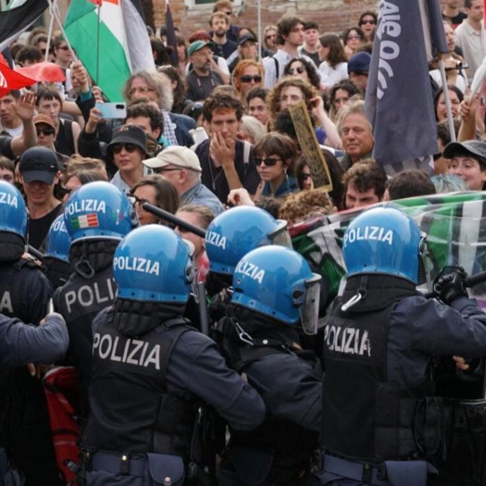 Protesta pro‑Palestina en la Bienal de Venecia termina en enfrentamientos con la policía