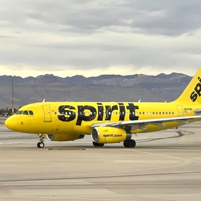 Spirit Airlines anuncia cierre y cancela todos sus vuelos