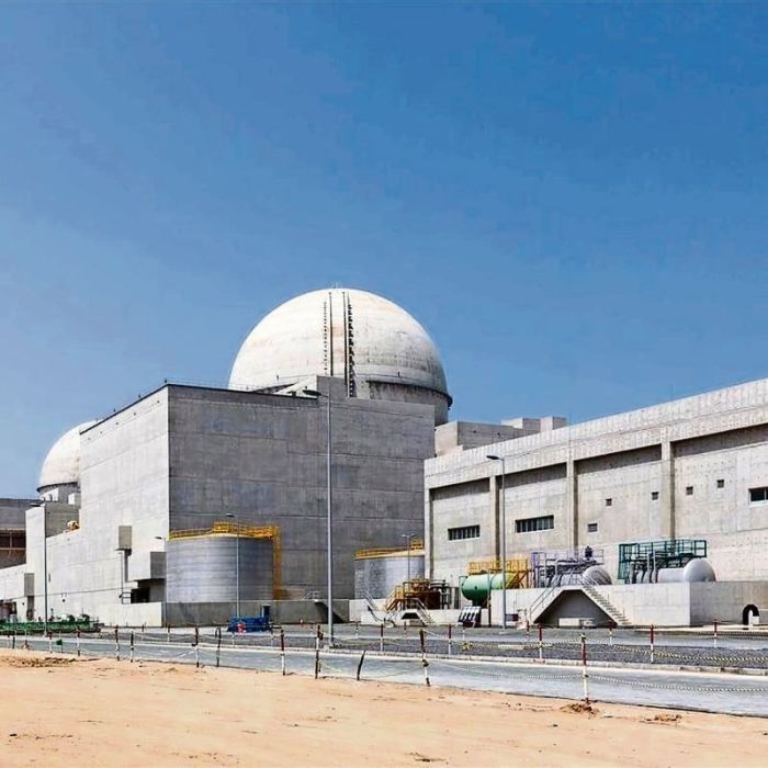 Trump advierte que “no quedará nada” de Irán; ataque con dron provoca incendio en la planta nuclear de Barakah