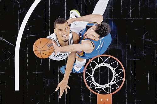 wembanyama-anota-33-y-los-spurs-vencen-103-82-al-thunder-empatan-la-final-del-oeste-2-2-2