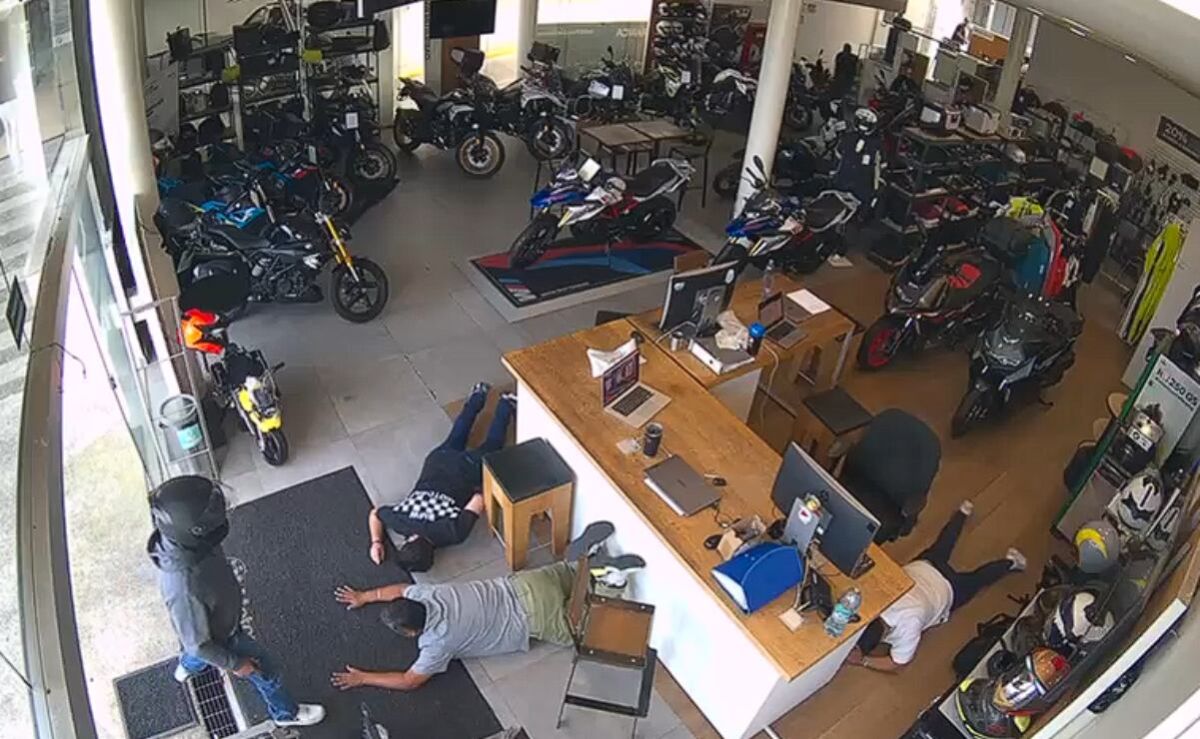 captan-violento-asalto-en-agencia-de-motocicletas-en-cuernavaca-no-hay-detenidos