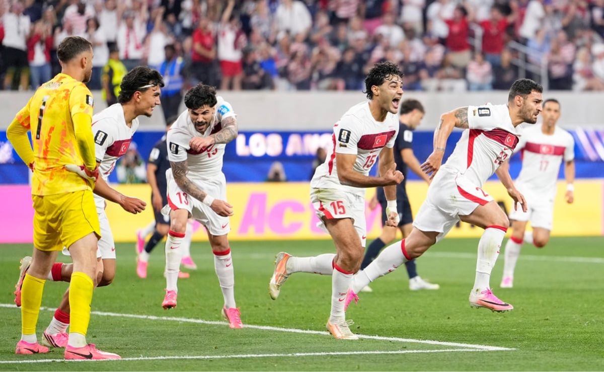 estados-unidos-cae-3-2-ante-turquia-pero-asegura-el-liderato-del-grupo-d