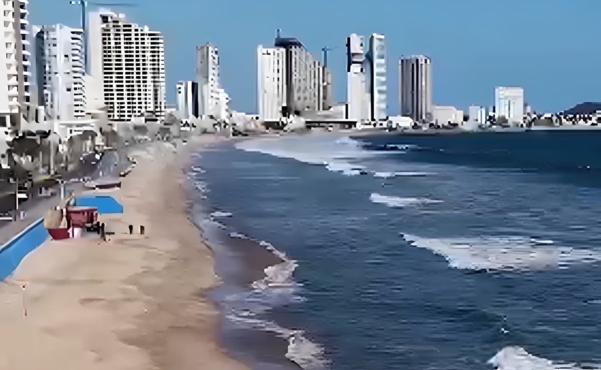alertan-por-mar-de-fondo-en-mazatlan-olas-de-hasta-2-metros-y-rescates-en-playas