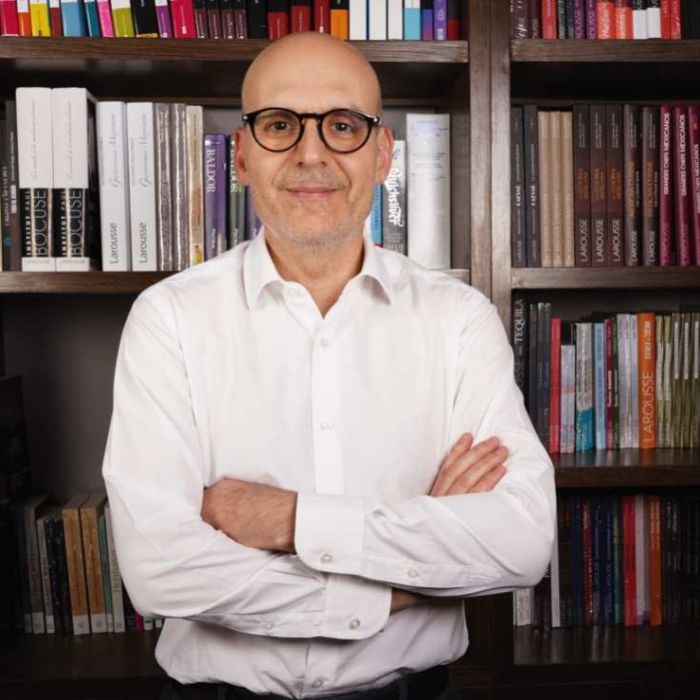 Hachette celebra 200 años con una apuesta renovada por el mercado editorial en español