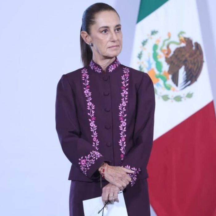 Aeroméxico suspendió temporalmente vuelos a Tulum por estrategia de negocio, afirma Sheinbaum