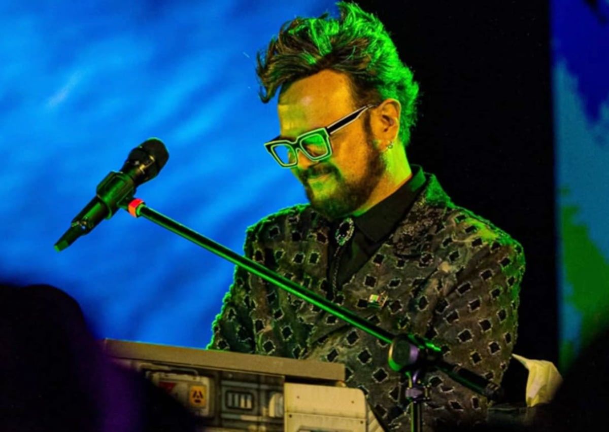 aleks-syntek-revela-cuanto-le-afecto-el-senalamiento-de-daniel-bisogno-me-trastorno