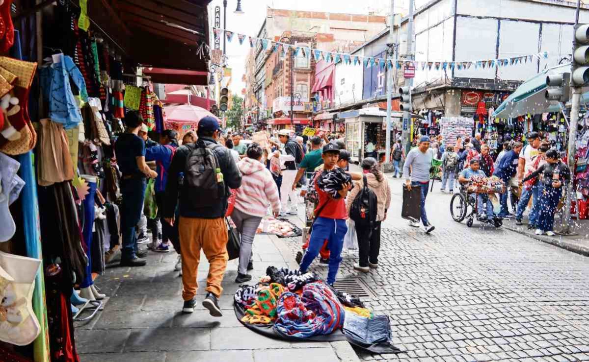 ambulantes-siguen-ocupando-calles-del-centro-historico-pese-a-acciones-de-reordenamiento