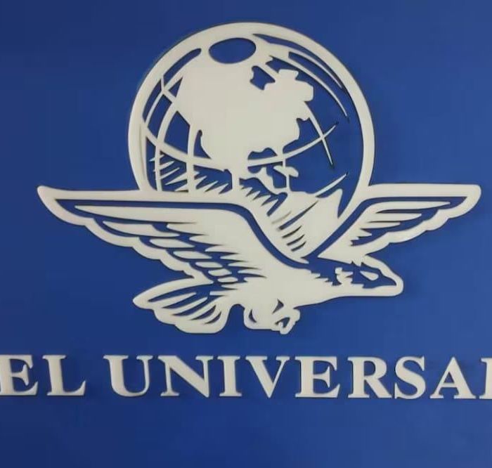 Ariadna Montiel ejerce derecho de réplica y niega acusaciones difundidas en columna