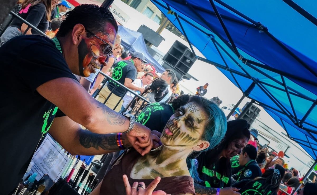 asi-se-preparan-los-participantes-para-la-marcha-zombie-2026-en-cdmx