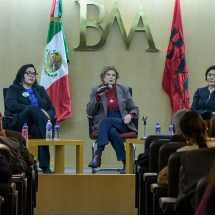 Barra de abogados presenta documental y advierte riesgos para la independencia judicial