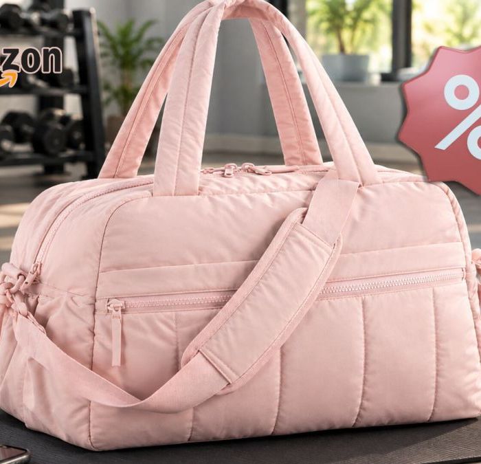 Bolsa deportiva rosa impermeable baja a $225 pesos en oferta de Amazon