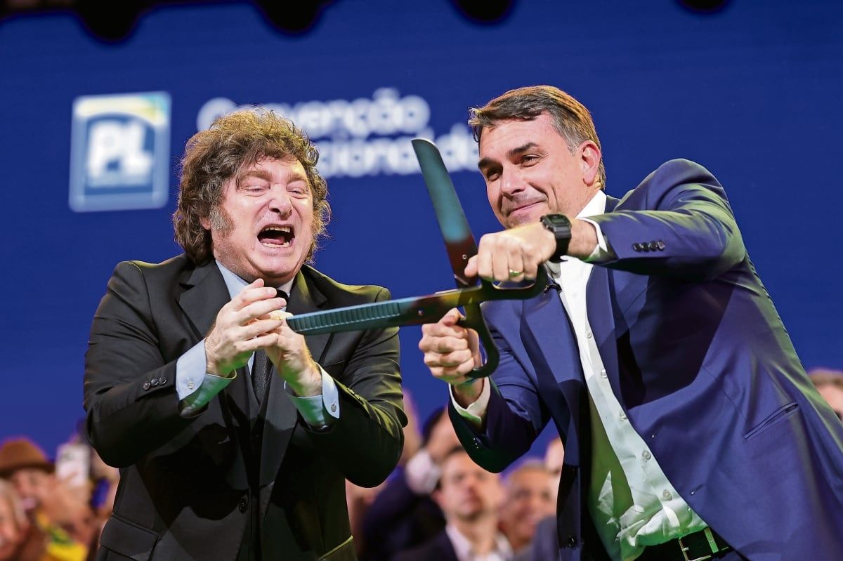 brasil-pide-explicaciones-a-argentina-por-la-posible-ayuda-a-flavio-bolsonaro-para-llegar-a-eu