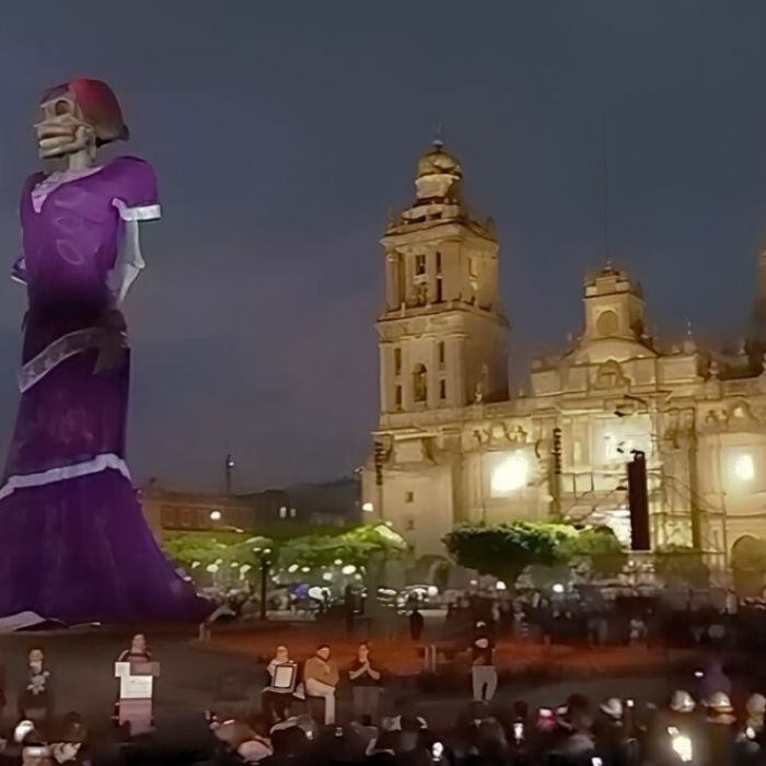 Catrina del Zócalo de CDMX obtiene Récord Guinness como la más alta del mundo