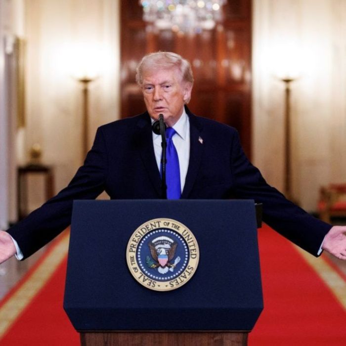 Corte Suprema de EU permite a Trump mantener bloqueo al cierre de casos de deportación