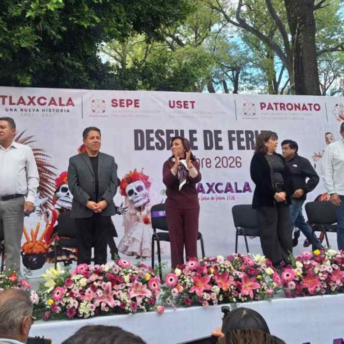Desfile de la Feria de Ferias reúne a más de 7 mil personas en Tlaxcala