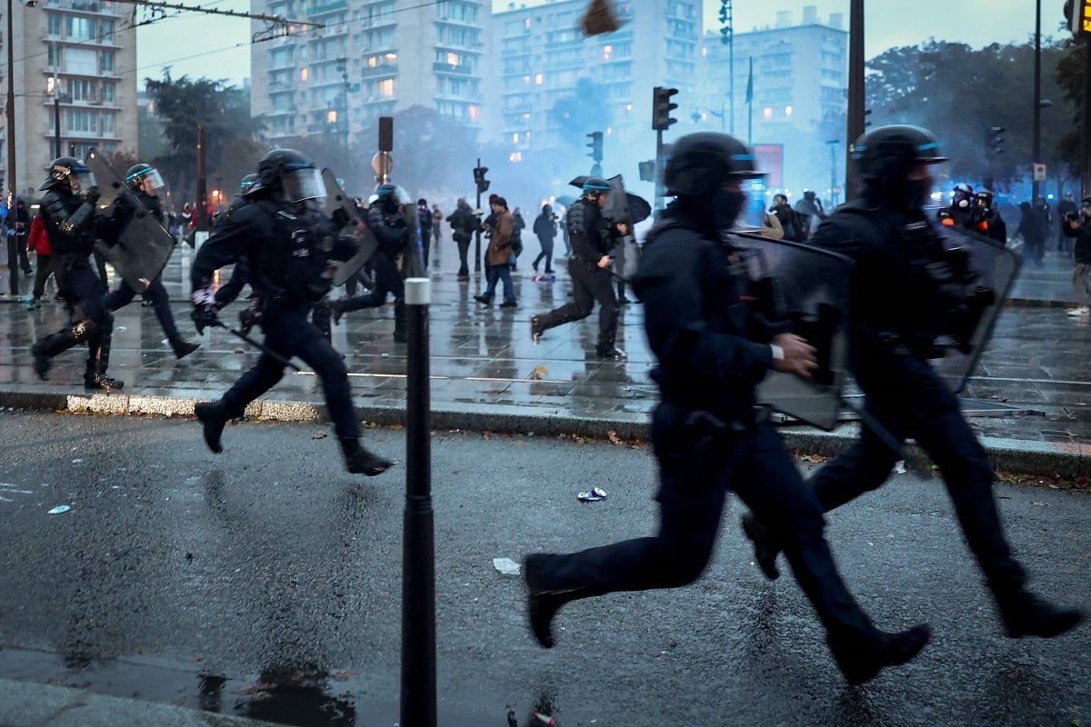 disturbios-estallan-en-francia-tras-manifestaciones-contra-el-alto-costo-de-vida-reportan-casi-mil-detenidos