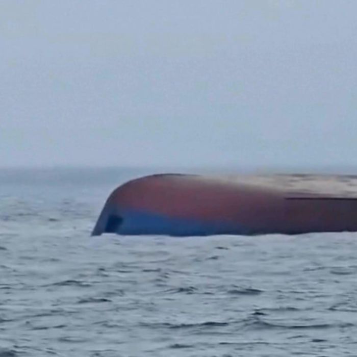 Dron impacta y hunde un buque en el mar Negro; muere un tripulante y tres están desaparecidos