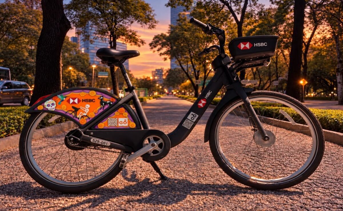 ecobici-ofrecera-viajes-de-60-minutos-durante-el-paseo-nocturno-de-dia-de-muertos