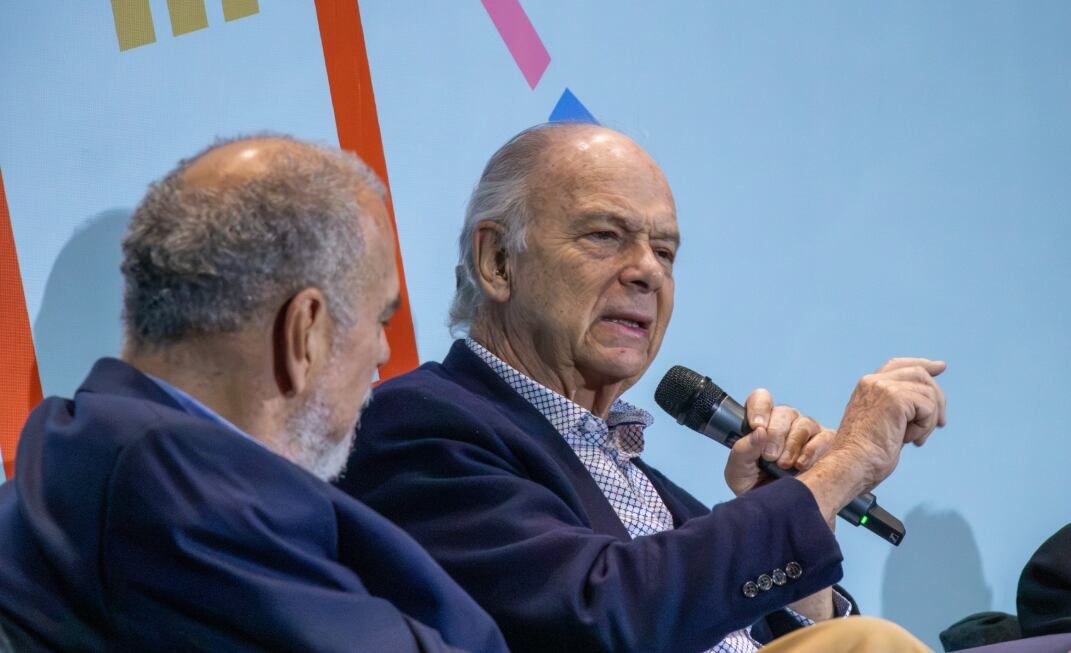 enrique-krauze-afirma-que-la-republica-mexicana-sera-reconstituida-durante-la-fil-monterrey