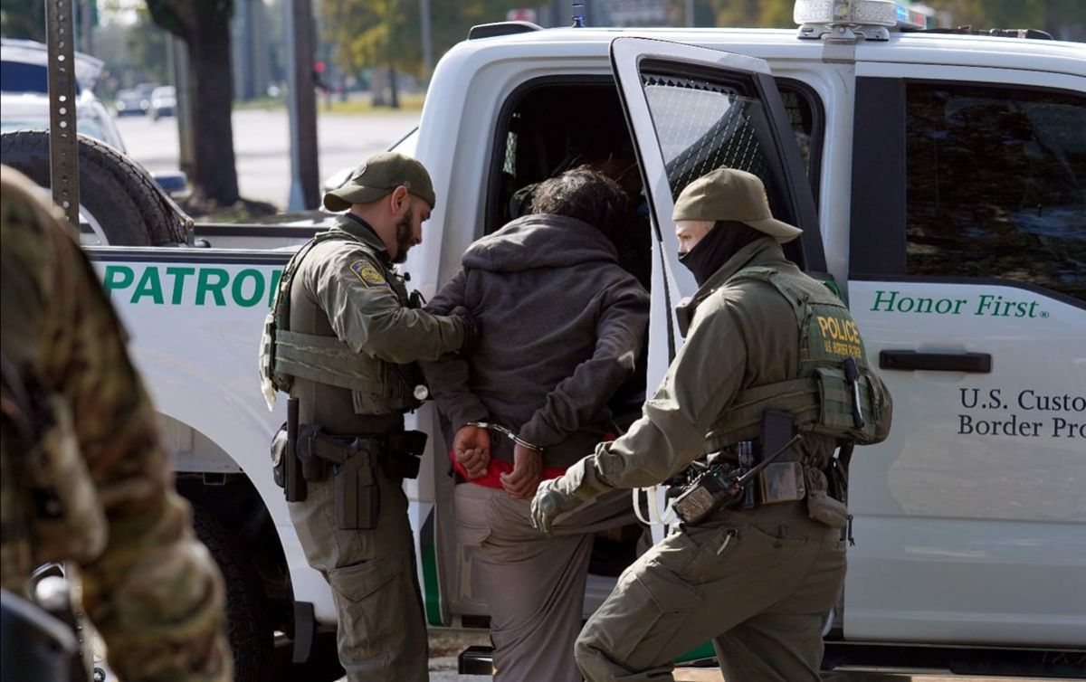 familias-denuncian-que-ice-prepara-deportaciones-de-migrantes-enfermos-a-africa