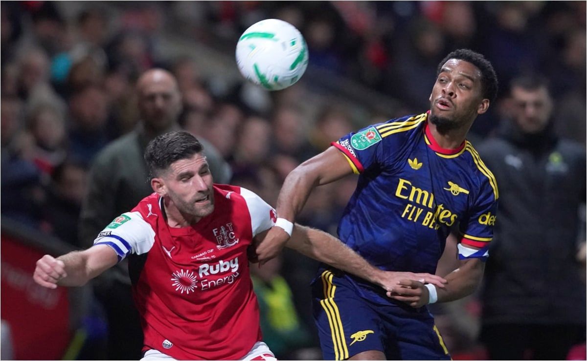 fleetwood-town-elimina-al-arsenal-en-penales-y-firma-una-historica-sorpresa-en-la-copa-de-la-liga