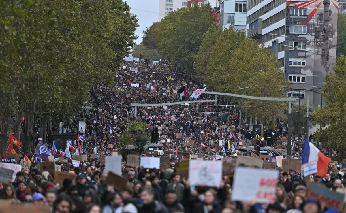 francia-registra-135-detenidos-durante-nueva-jornada-de-protestas-bajo-fuerte-despliegue-policial