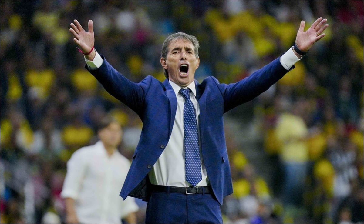 guillermo-almada-pide-corregir-distracciones-defensivas-pese-al-triunfo-del-america-sobre-leon