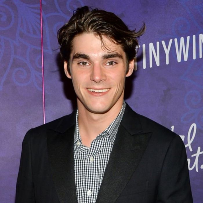 Hollywood nuevamente de luto: muere RJ Mitte, actor de “Breaking Bad”, a los 34 años