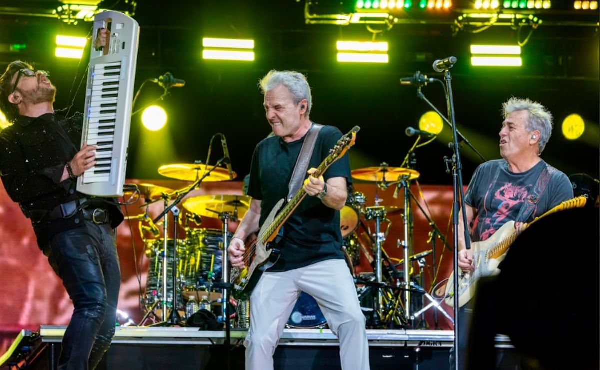 hombres-g-llena-de-nostalgia-el-auditorio-nacional-y-anuncia-documental-por-sus-40-anos
