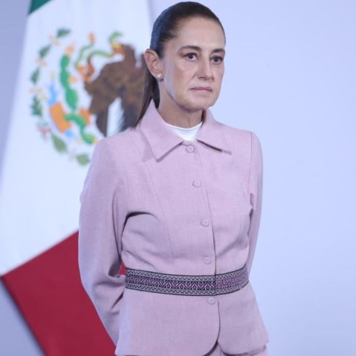 Huracán Simón tocaría tierra este domingo en Jalisco; suspenden actividades no esenciales en cuatro estados