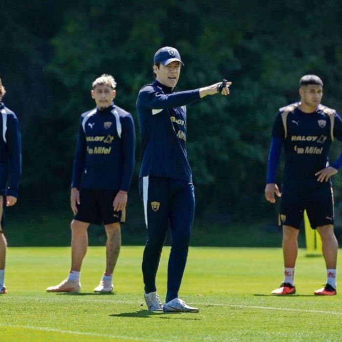 Israel Castro pide paciencia para Esteban Solari al frente de Pumas