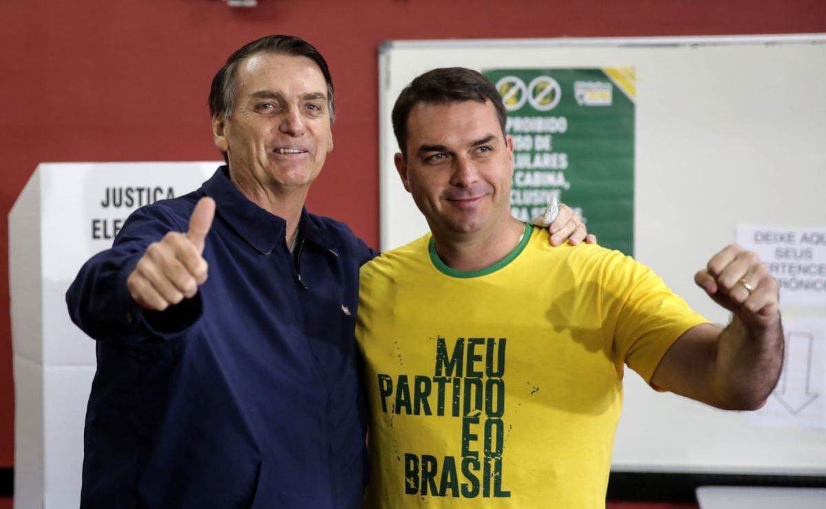 jair-bolsonaro-no-sabia-que-flavio-saldria-de-brasil-afirma-lider-del-partido-liberal