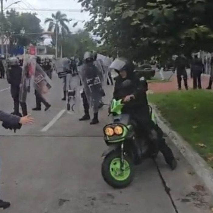 Madre de repartidor denuncia detención durante protesta por agua contaminada en Jalisco