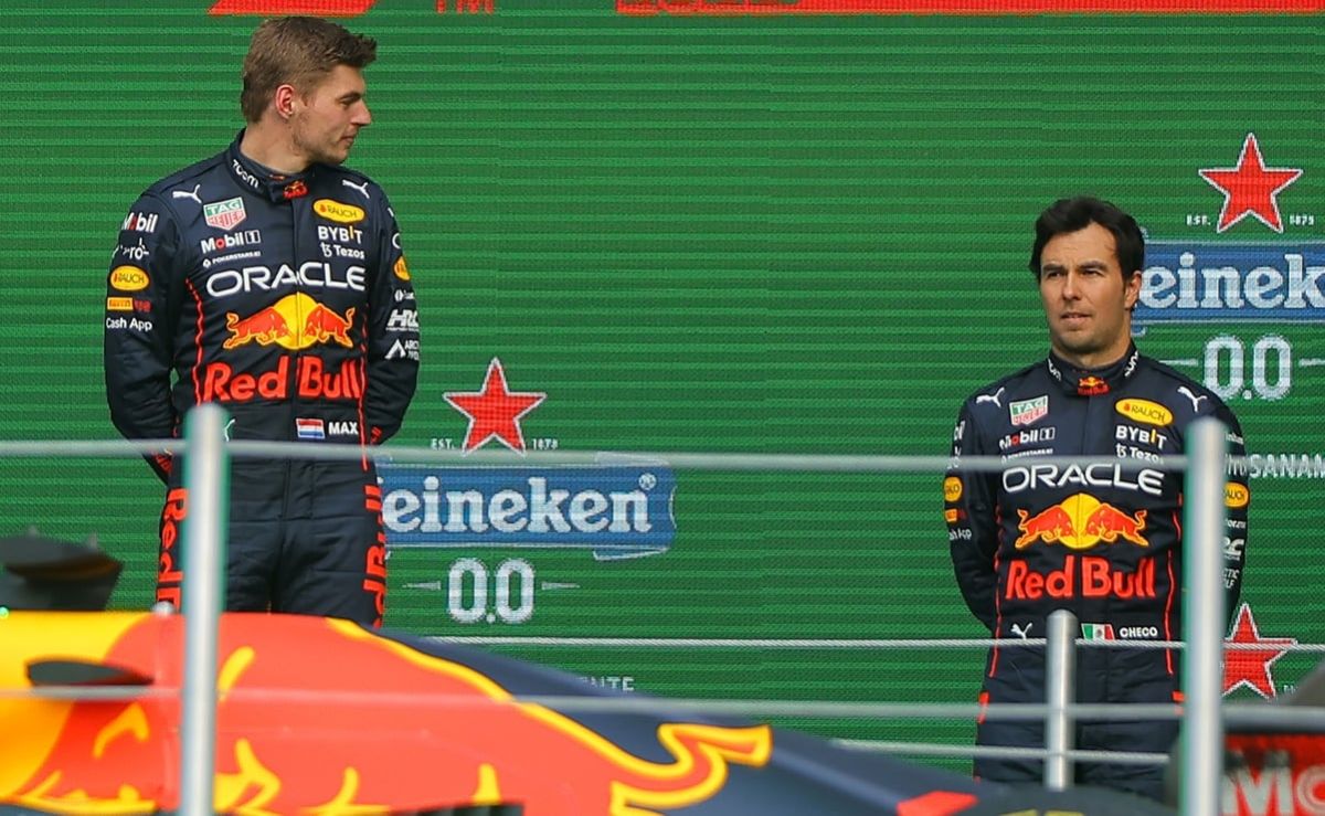 max-verstappen-minimiza-el-aporte-de-checo-perez-en-el-titulo-de-red-bull-de-2023