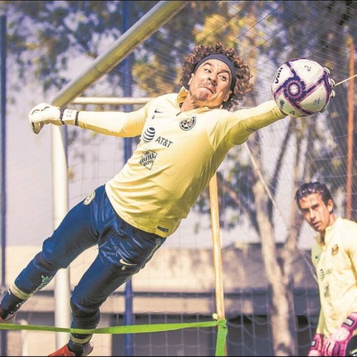 Memo Ochoa reveló que estuvo a 30 minutos de jugar en Pumas