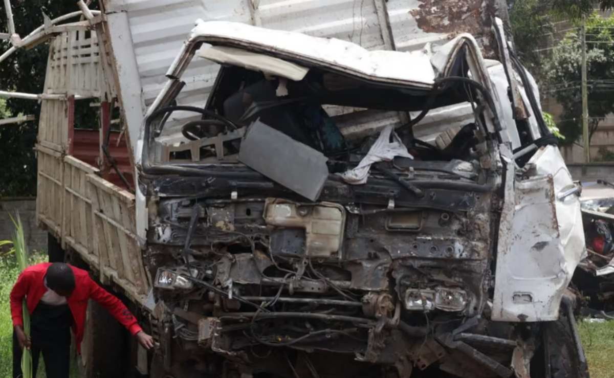 mueren-22-personas-tras-choque-frontal-entre-autobus-y-camion-en-kenia