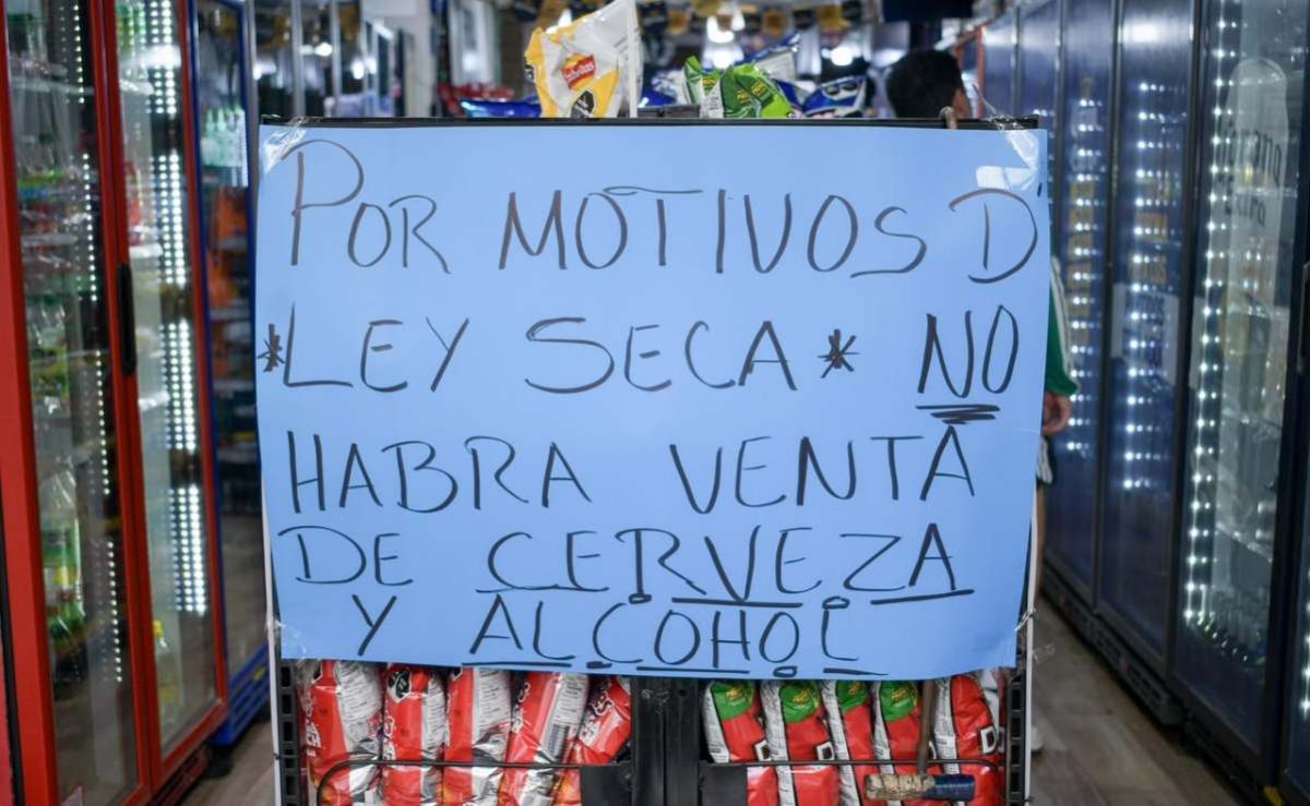 nayarit-aplica-ley-seca-por-el-avance-del-huracan-simon