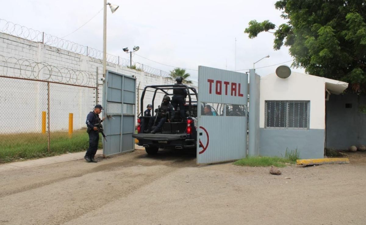 nueva-rina-en-penal-de-mazatlan-deja-dos-internos-muertos