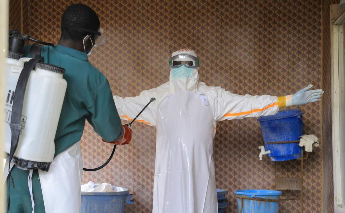 oms-alerta-sobre-un-brote-de-ebola-mas-complejo-tras-caso-importado-en-nigeria