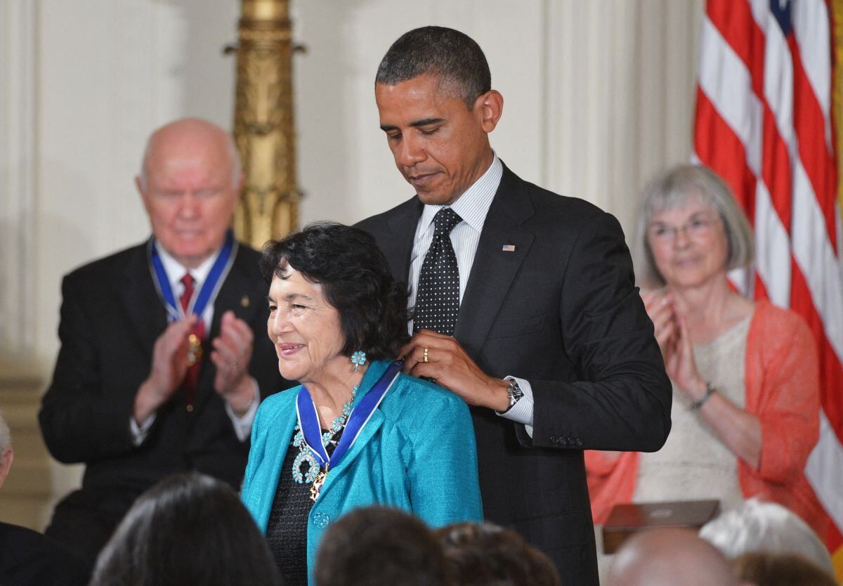 obama-y-lideres-democratas-lamentan-la-muerte-de-dolores-huerta-activista-historica-de-eu