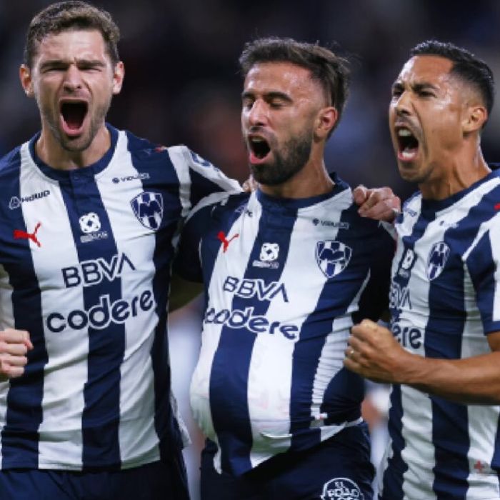 Rayados vence 2-1 al Pachuca y se mete a zona de Liguilla