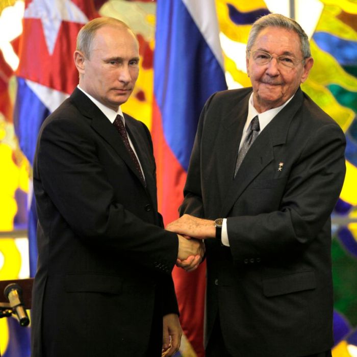 Rusia condena orden de arresto contra Raúl Castro y alerta por escalada en Cuba
