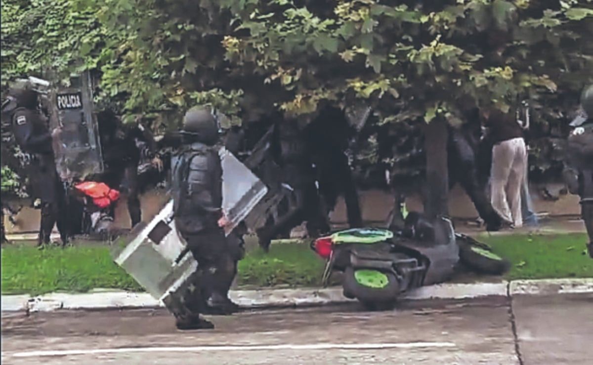 samuel-morales-fue-detenido-durante-protesta-por-el-agua-en-guadalajara-enfrenta-acusacion-por-lesiones
