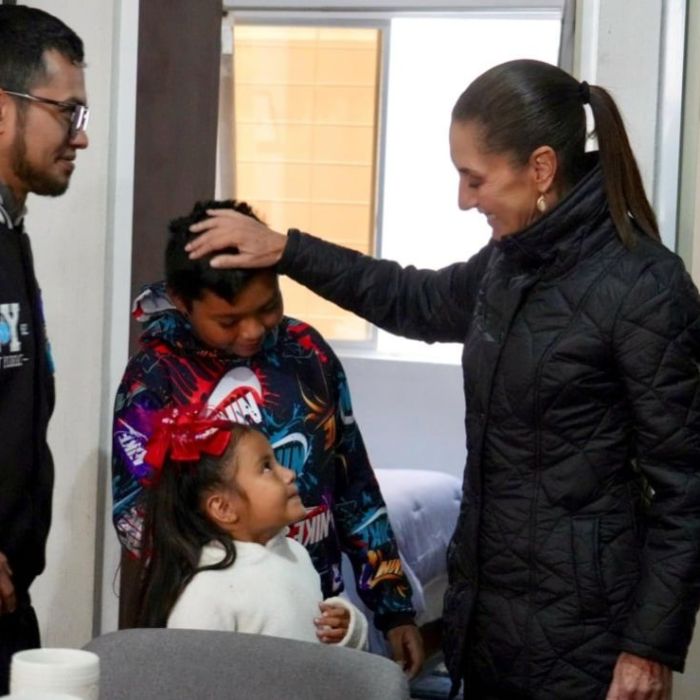 Sheinbaum afirma que el sistema de salud está mejor, aunque reconoce pendientes